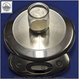 DSF_0962-Weighing-09